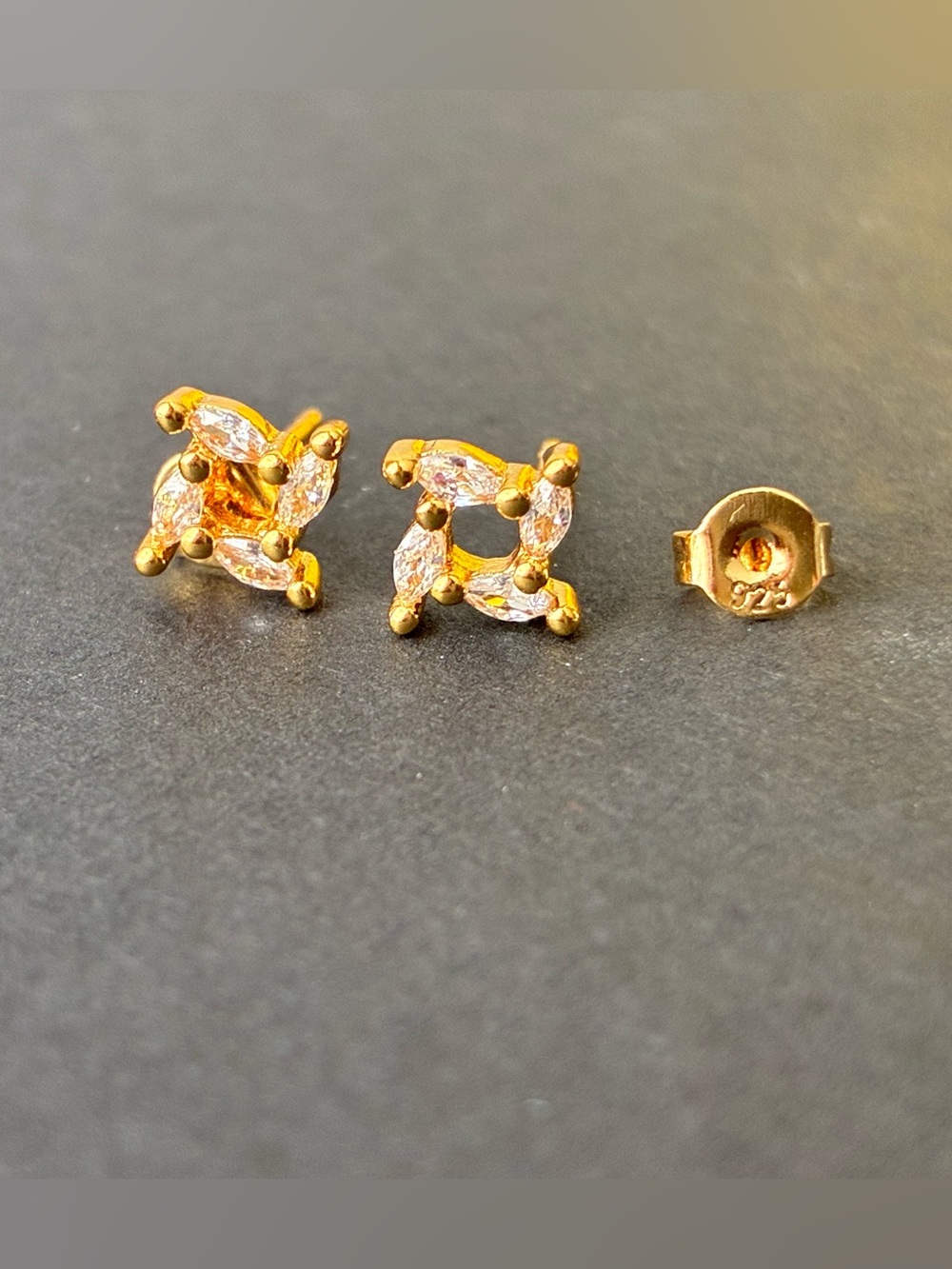 Floral Stud Earrings - 925 Sterling Silver 6.4mm